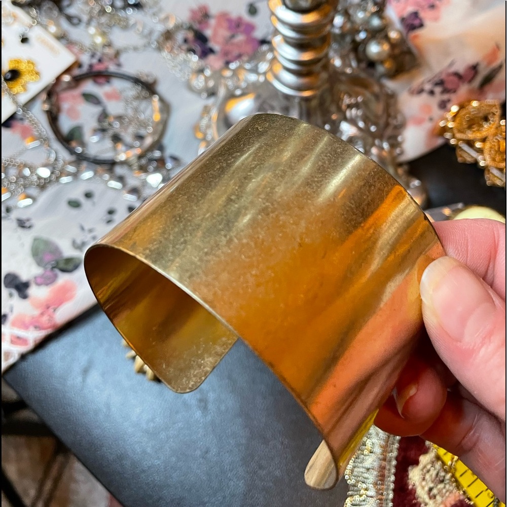 Metal bracelet